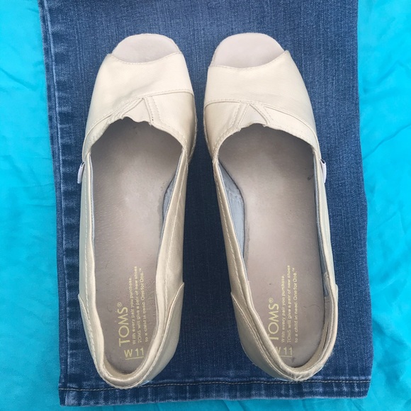 TOMS Stella Wedge - Bridal Collection - Picture 3 of 7